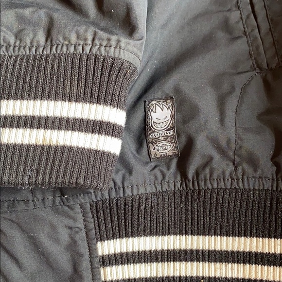 Coat!! - Picture 2 of 5